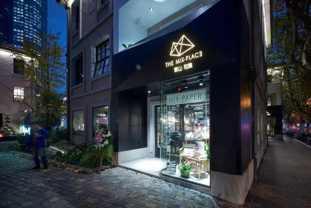 570b327090862c6a3f478494b60f86e4df1f2c43.jpg 43078-77317df2eeb94a40.jpg